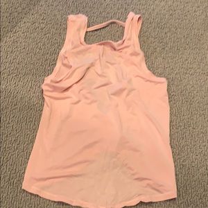 workout tank top